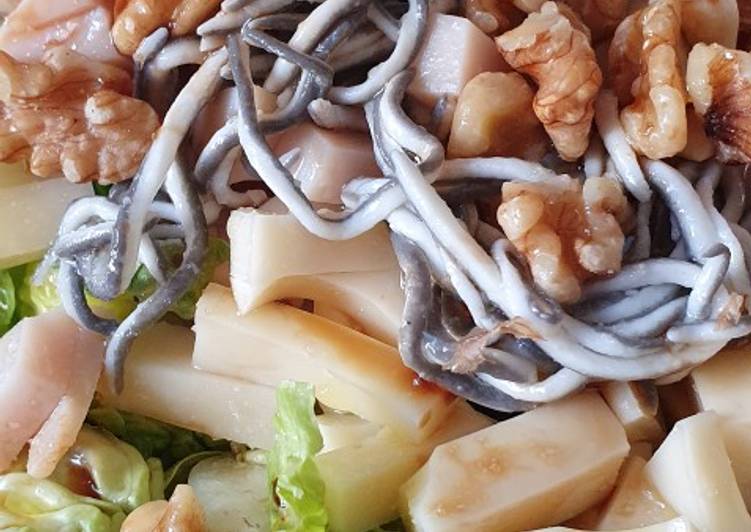 Ensalada con gulas