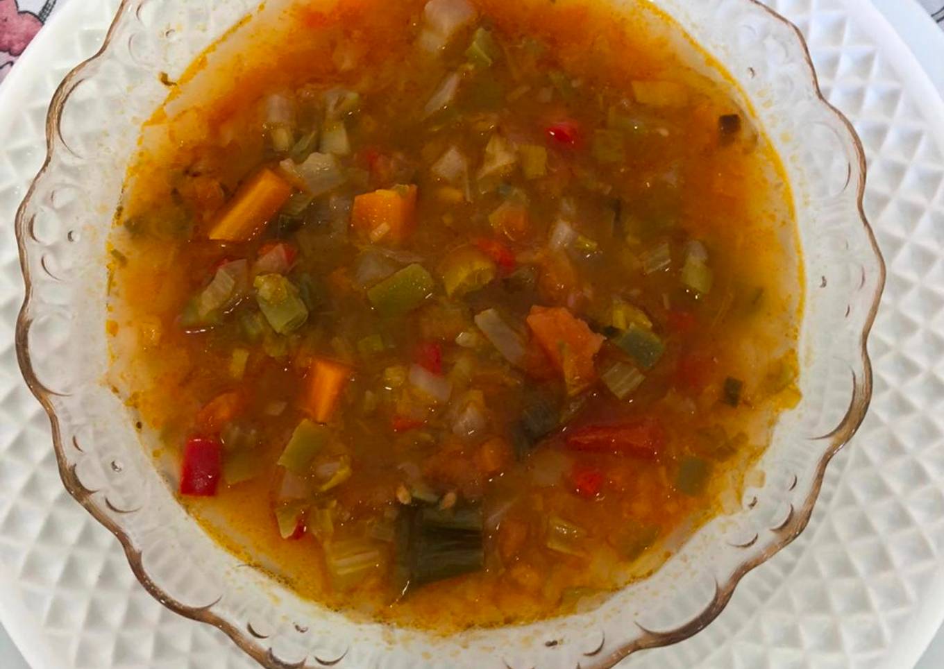 Sopa de verduras -minestrone- a la española!