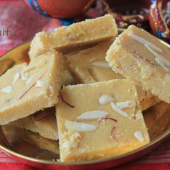 Besan Burfi A picture of Besan Burfi.