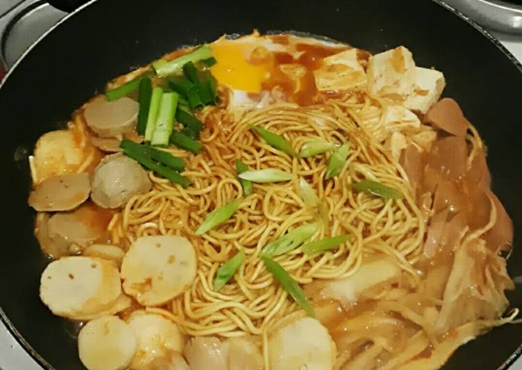 Recipe: Delicious Budae Jjigae