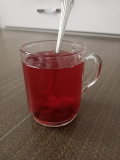عکسی از دستور شربت توت فرنگی آسان