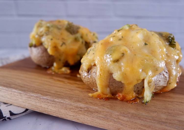 Resep Baked Potato Broccoli and Cheese, Lezat