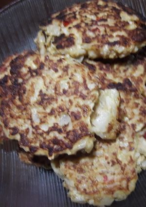 Una foto de Bocaditos de arroz y atún