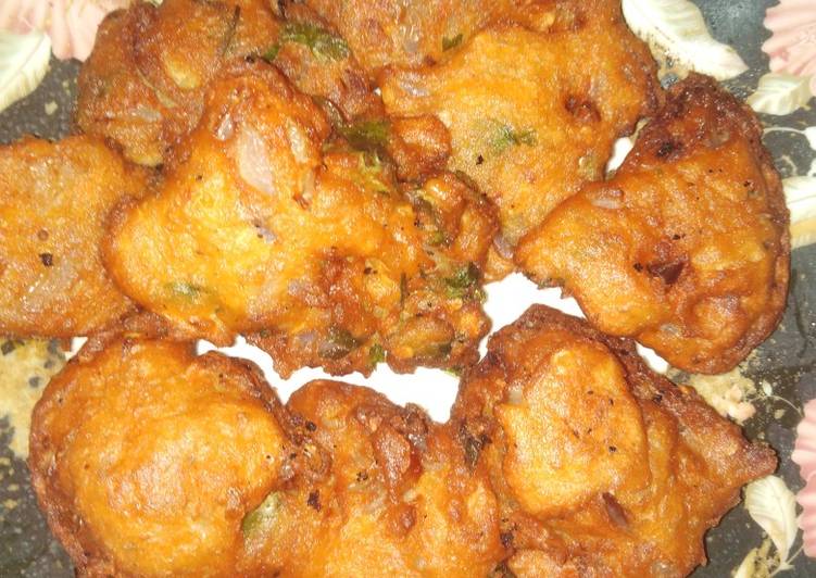 Step-by-Step Guide to Prepare Favorite Moong daal pakora