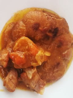 Una foto de Ossobuco de ternera blanca