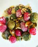 Cereal keto de harina de almendra con matcha