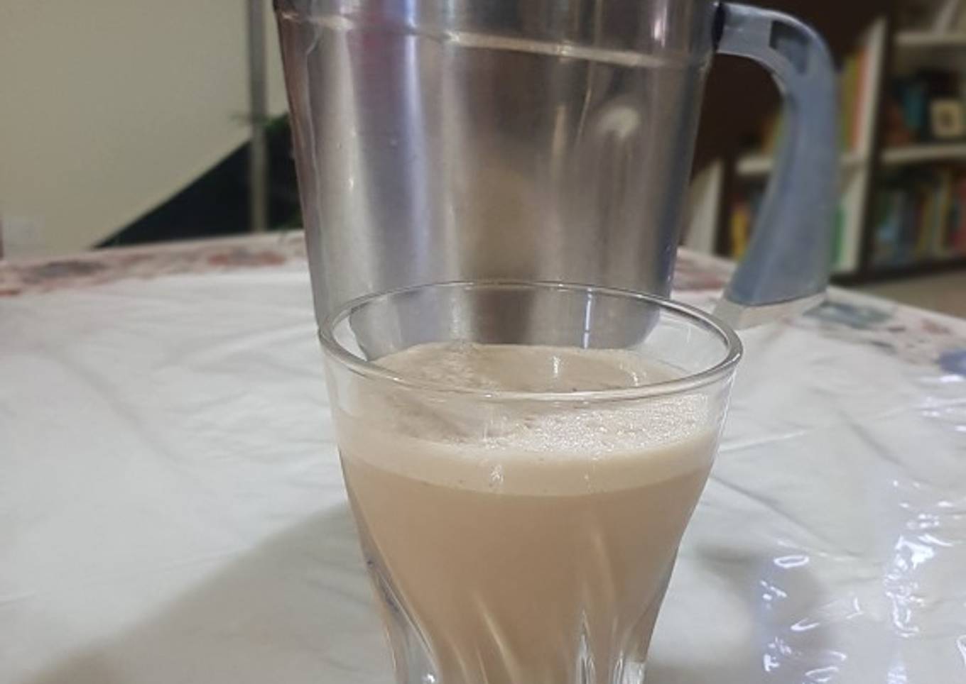 Walnut and coffee shake