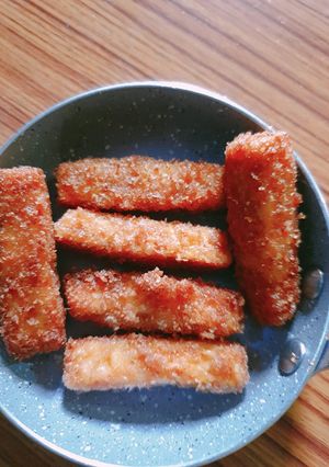 A picture of Paneer Fingers.