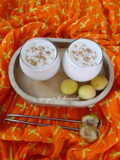 عکسی از دستور میلک شیک زردآلو