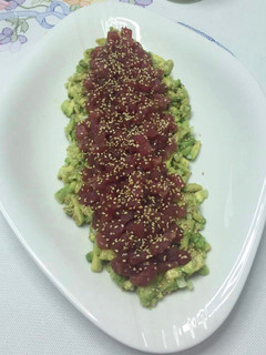 Una foto de Tartar de Atún