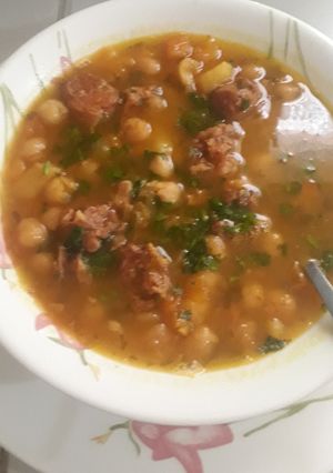 Una foto de Sopa de garbanzoranchera