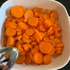 A picture of Fresh Carrots.