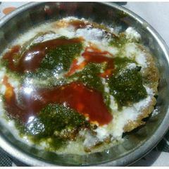 A picture of Aloo Tikki.