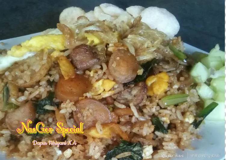 4Resep: 🍛 NasGor Spesial ala Dapur Fitri 🍛 yang Lezat