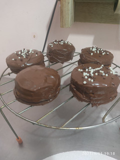 Una foto de Alfajor de chocolate