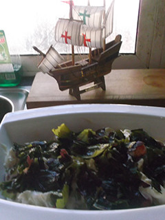 Una foto de Ensalada de patata, huevo y algas