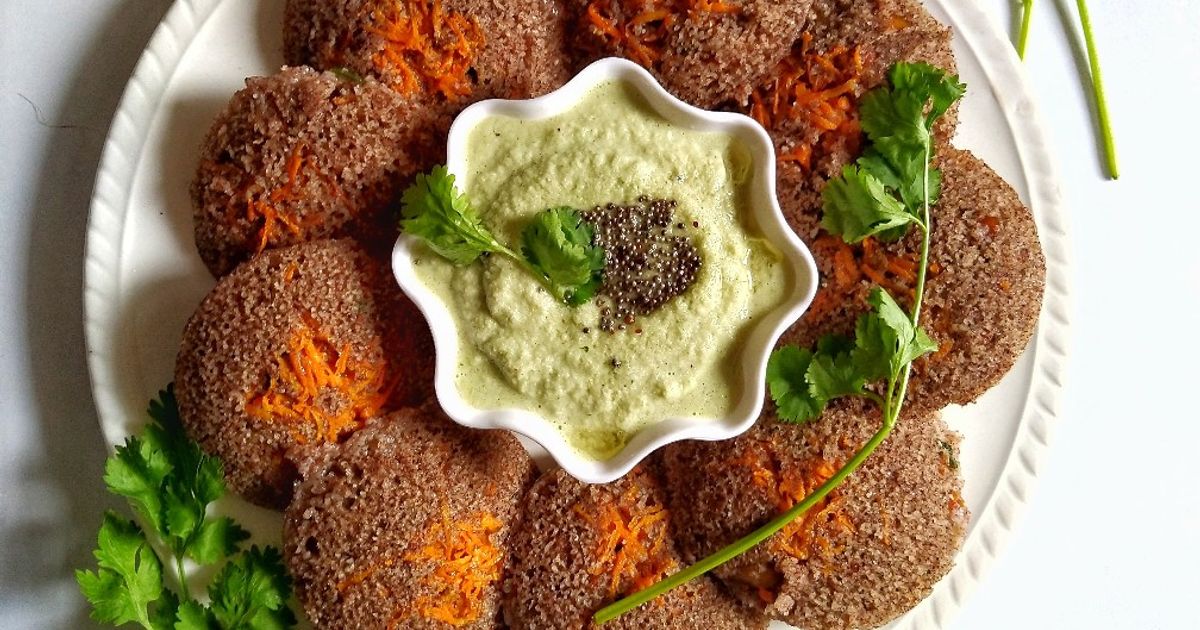Ragi Rava Idli Recipe by Sowmya Bhat - Cookpad