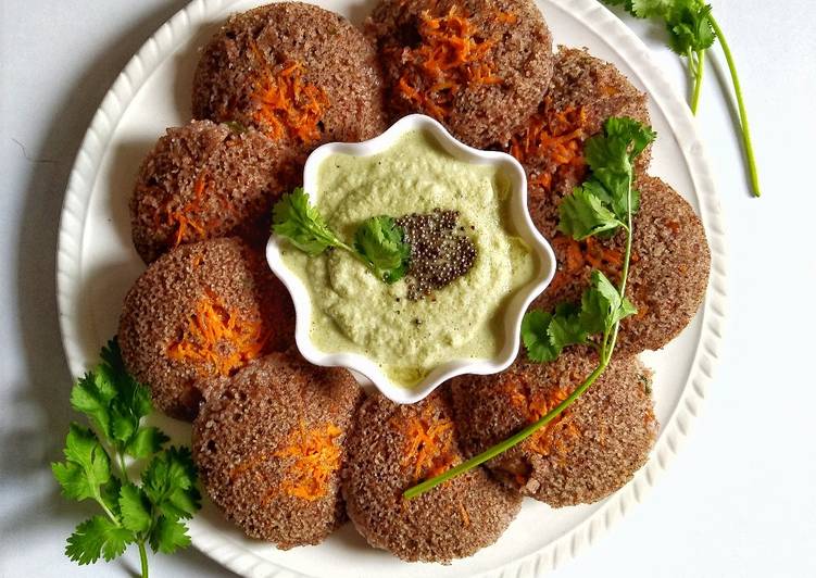 Ragi rava idli