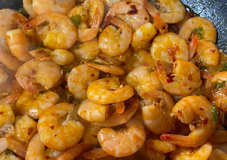 Camarones enchilados