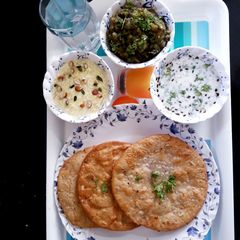 A picture of Aligarh special street food.