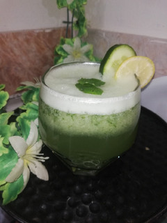 A picture of Cucumber & Mint Lime Spark.