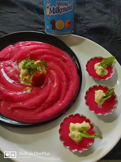 A picture of Raspberry pudding.