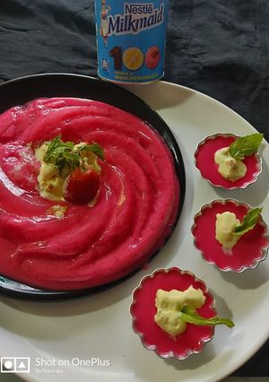 A picture of Raspberry pudding.