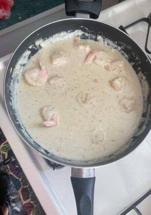 Una foto de Salsa Blanca con Camarones