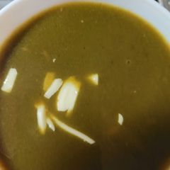 A picture of Spinach cheese soup.