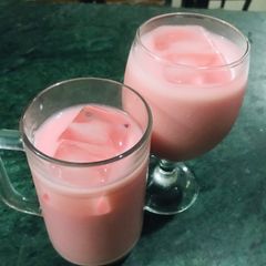 A picture of Roohafza shake.