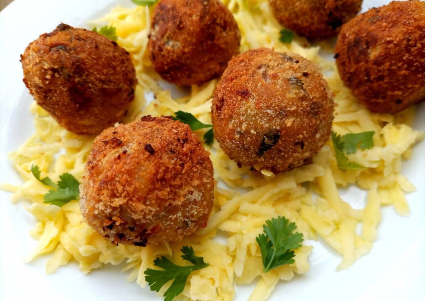 Raw mango balls