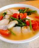 Canh chua rau muống cá basa