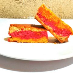 A picture of Three layered Sponge cake.