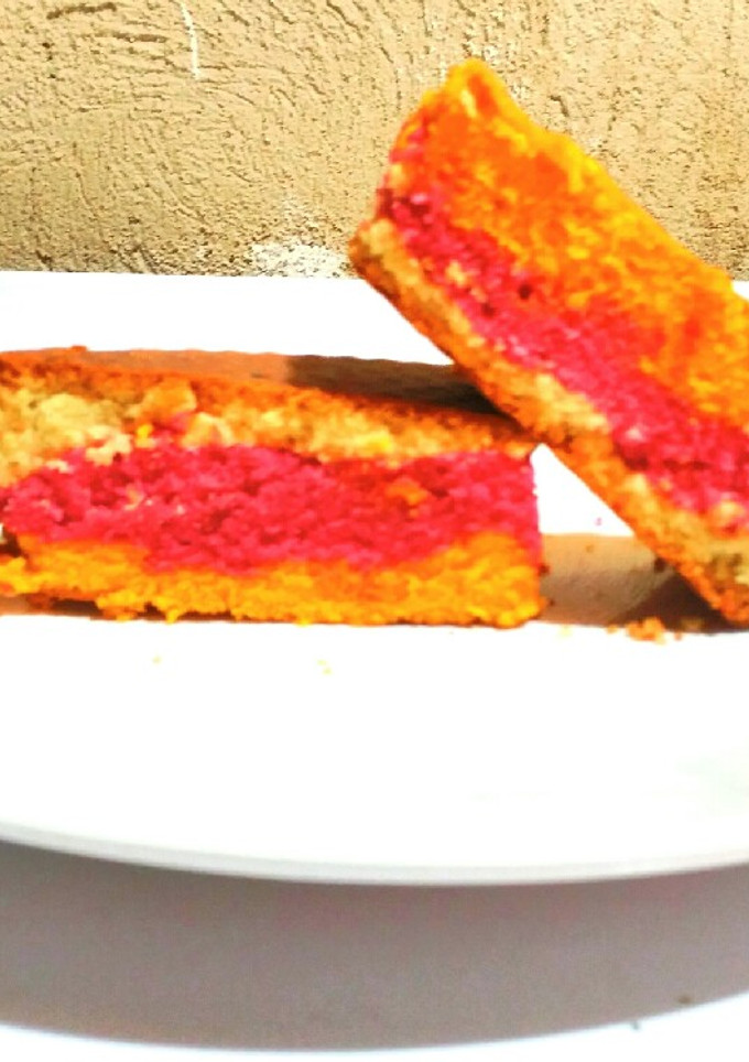 A picture of Three layered Sponge cake.
