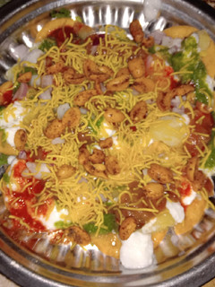 પાપડી ચાટ (Papdi Chaat Recipe In Gujarati) રેસીપી મુખ્ય ફોટો