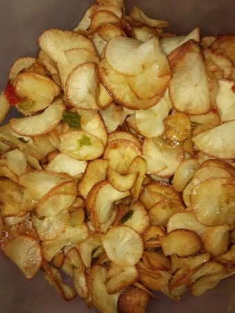 Cara Gampang Membikin Resep 55. Kripik singkong (pedas manis) yang Bisa Manjain Lidah Anti Ribet, Menggugah Selera