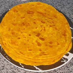 A picture of Pumpkin chapatis.