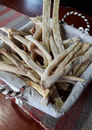 Una foto de Palitos fáciles con masa de pan