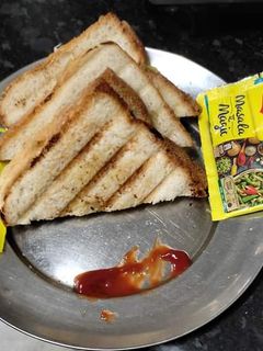 पोटैटो सैंडविच(Potato sandwich recipe in hindi) रेसिपी मुख्य फोटो