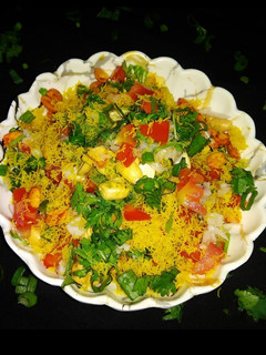 પીનટ ચાટ(Peanut chat recipe in Gujarati) રેસીપી મુખ્ય ફોટો