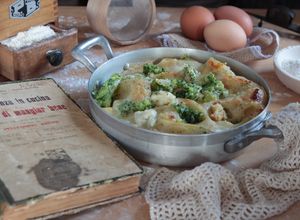 Foto di CONCHIGLIONI al forno CON BROCCOLI E BALSAMELLA