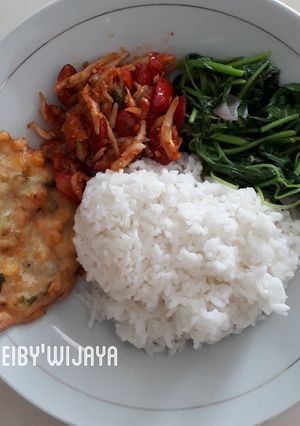 Foto resep 1 piring 3 menu... (kecuali nasi nya yah😂)
