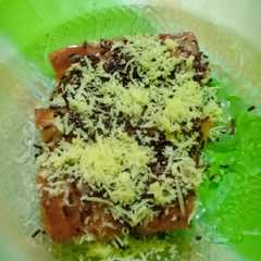 A picture of Roti gulung pisang.