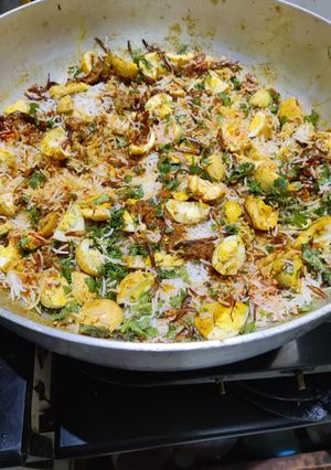 एग बिरयानी (Egg Biryani recipe in Hindi) रेसिपी मुख्य फोटो