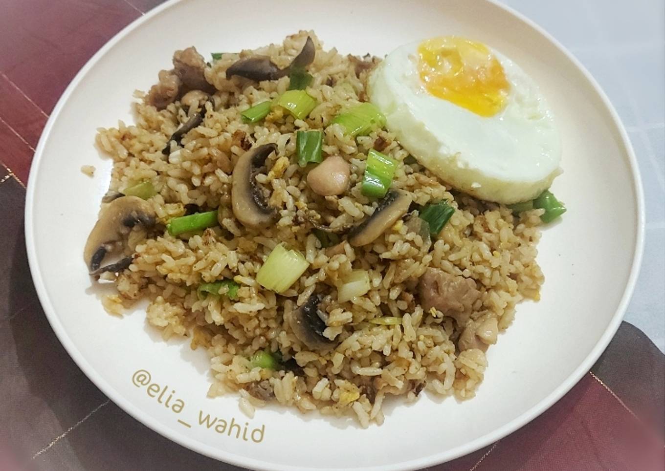 Nasi Goreng Ayam Jamur