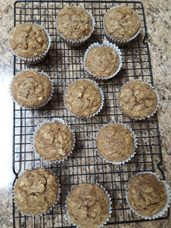 A picture of Applesauce Muffins.