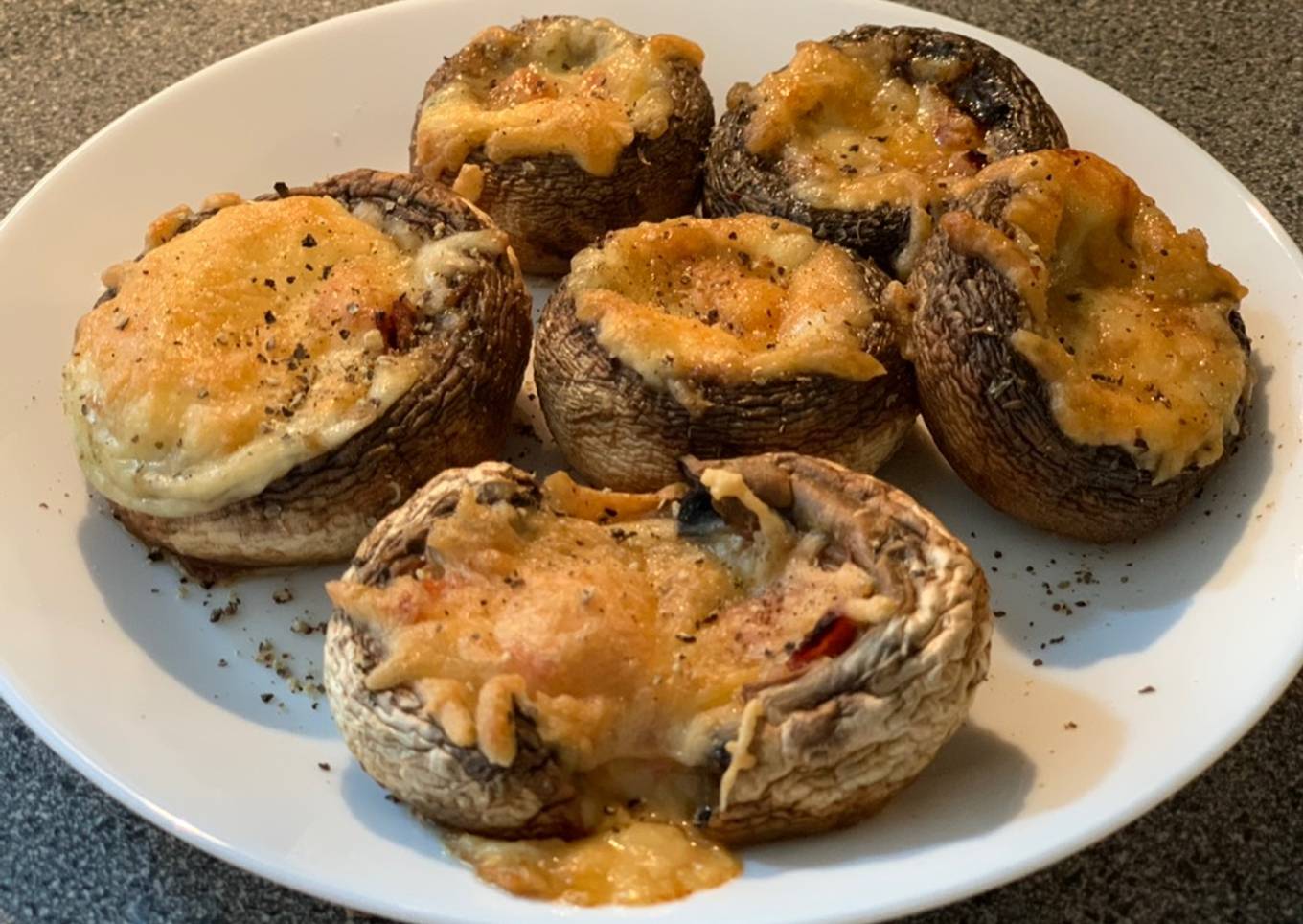 Cheesy Champignon