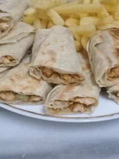 صورة لوصفة شاورما دجاج 🐔 في الفرن روعه