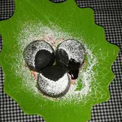 A picture of Lava Cake Kukus.