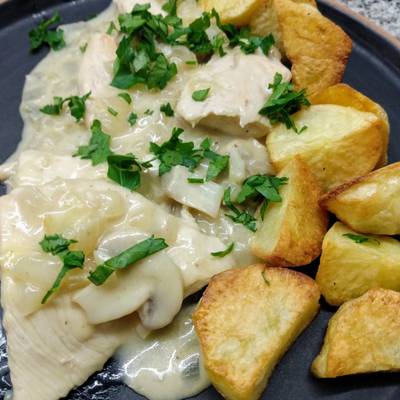 Pollo al champiñón sin crema Receta de Flor - Cookpad